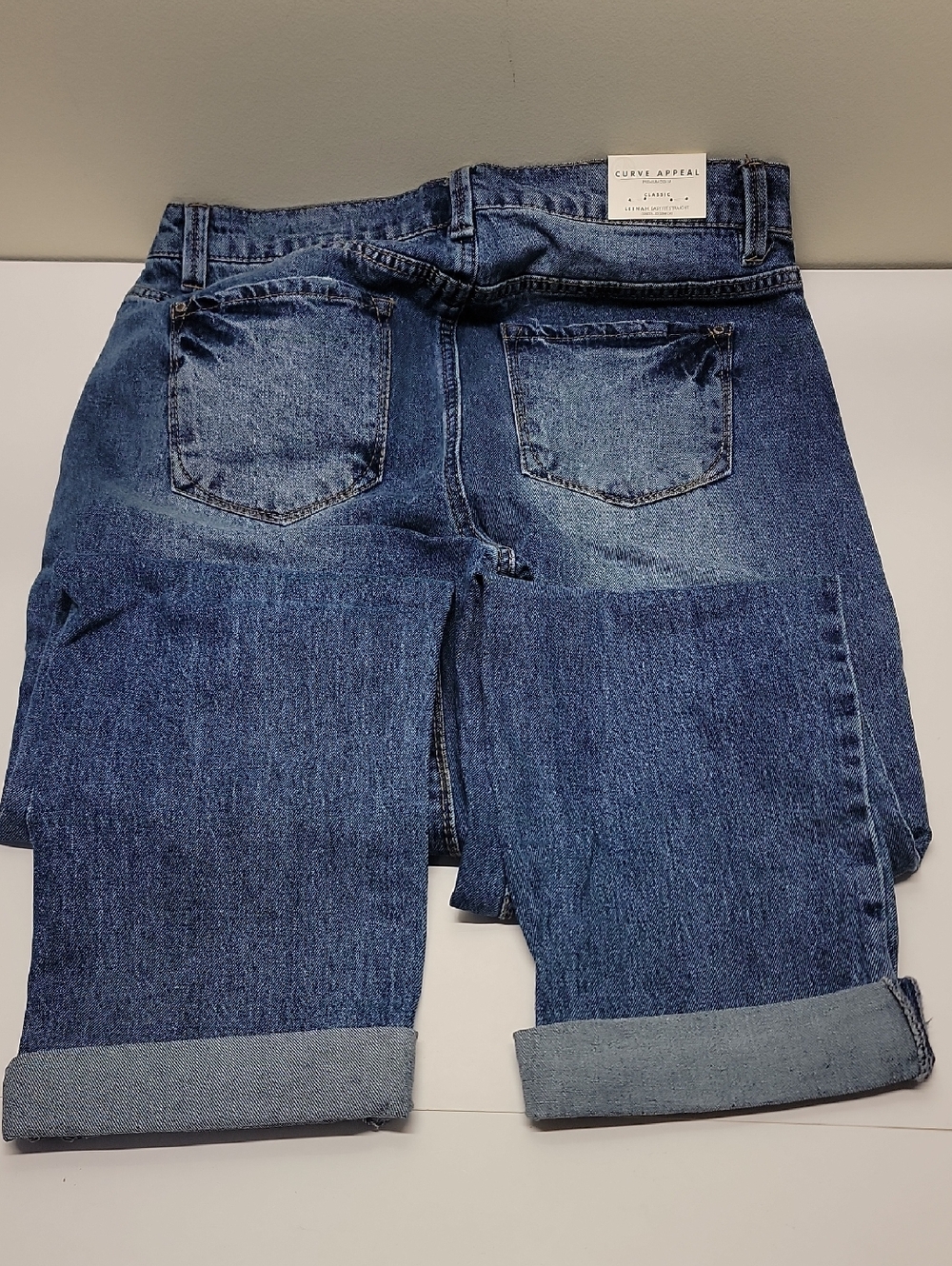 CURVE APPEAL NWT CUFFED HEM EASY FIT JEANS SIZE 4 / 27 - Picture 13 of 16
